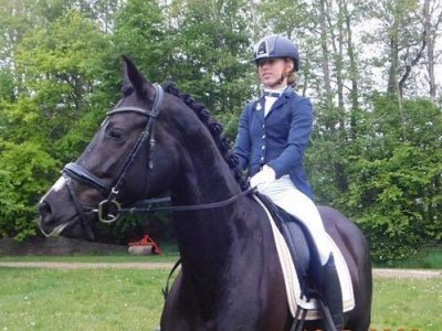 Tess Dedden afgelopen week begonnen als stagiair HBO Diermanagement